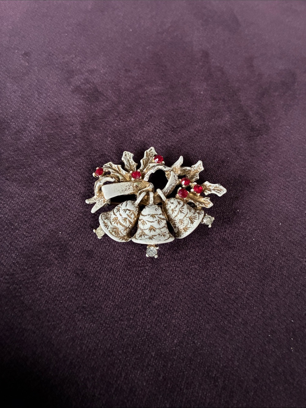 Vintage Dodd’s Festive Gold-Tone Bell and Holly Brooch with Red Accents